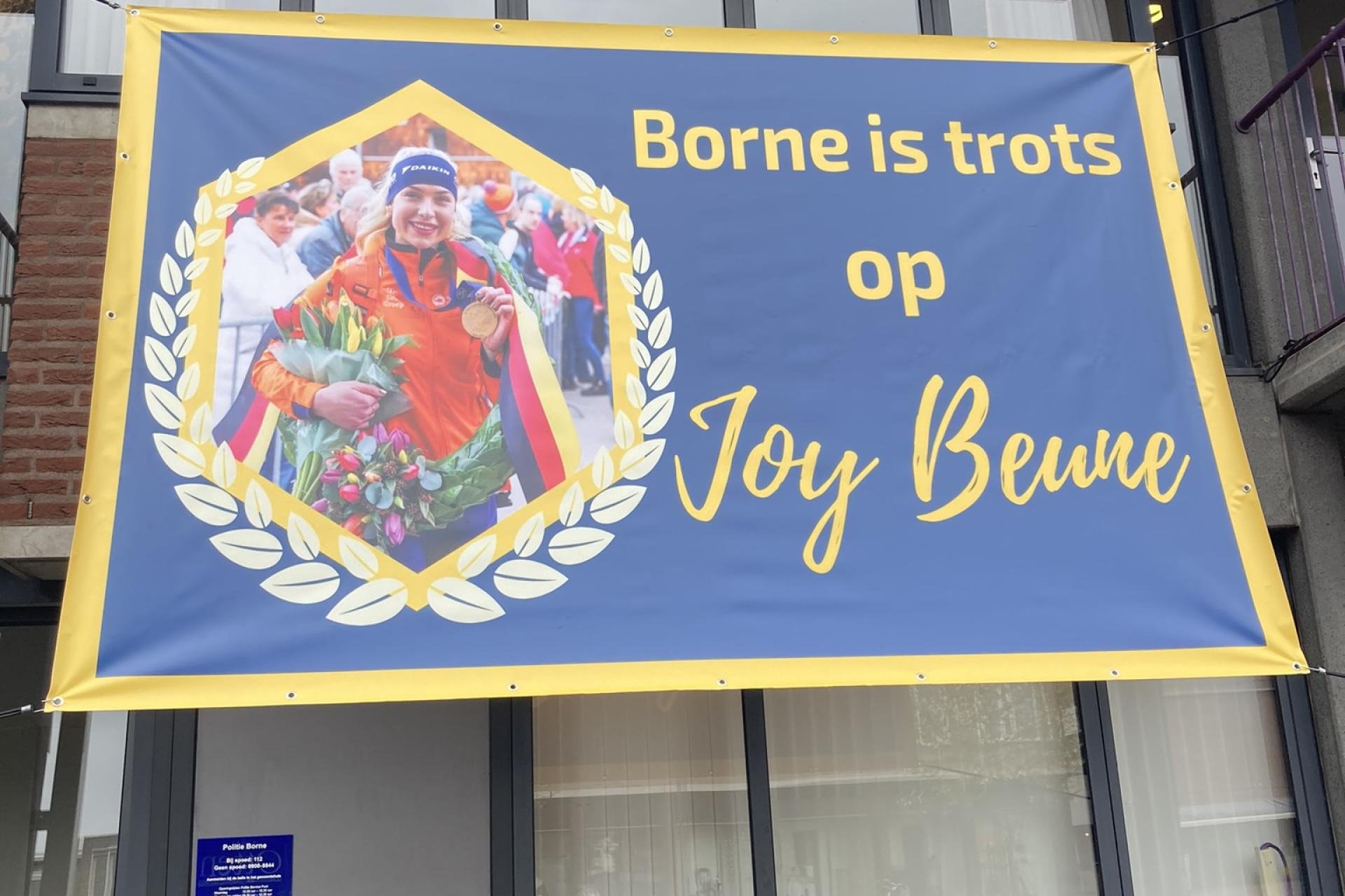 spandoek Borne is trots op Joy Beune 
